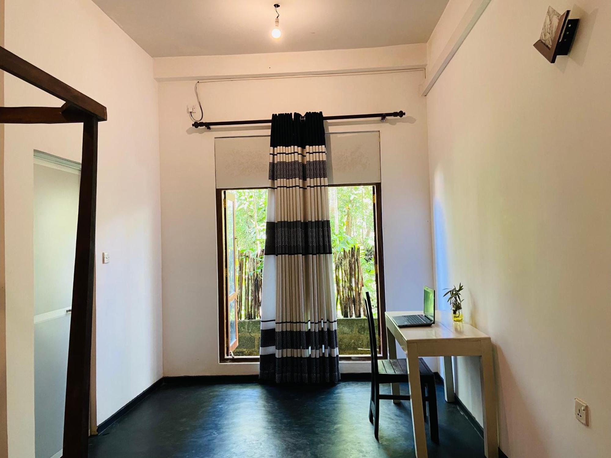 Leo Homestay Dikwella Exteriér fotografie