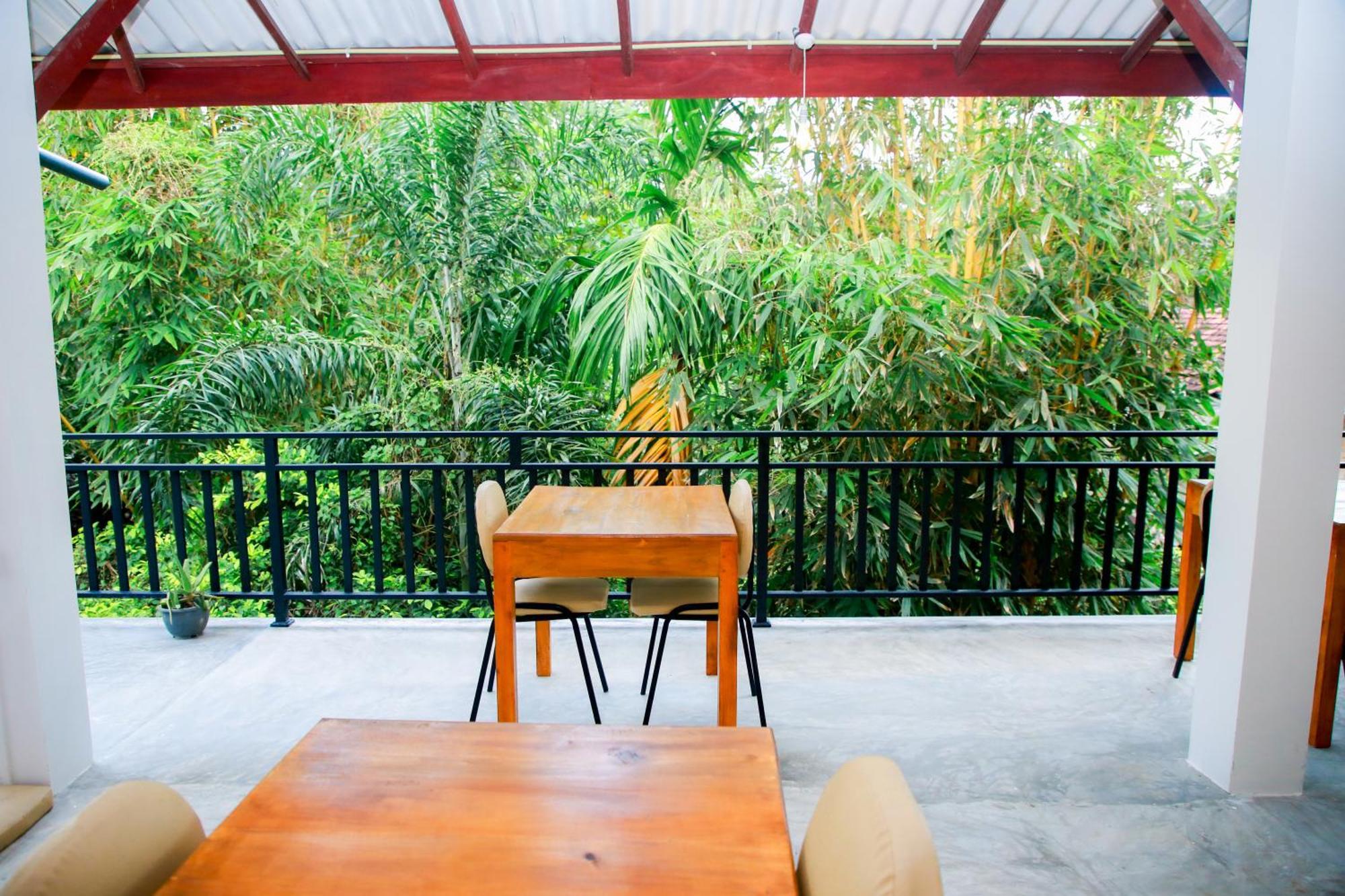 Leo Homestay Dikwella Exteriér fotografie