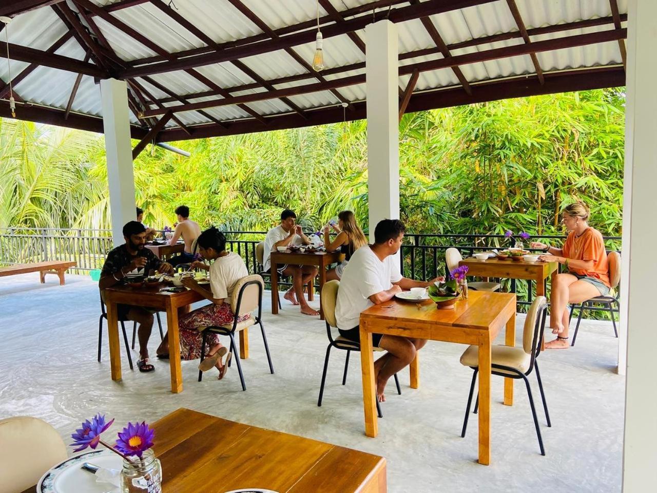 Leo Homestay Dikwella Exteriér fotografie